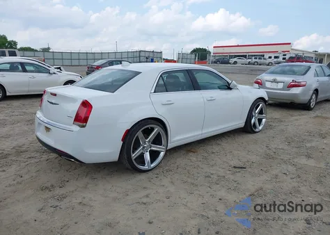 2019 Chrysler 300 Touring из США, поврежденный, VIN 2C3CCAAG3KH602030